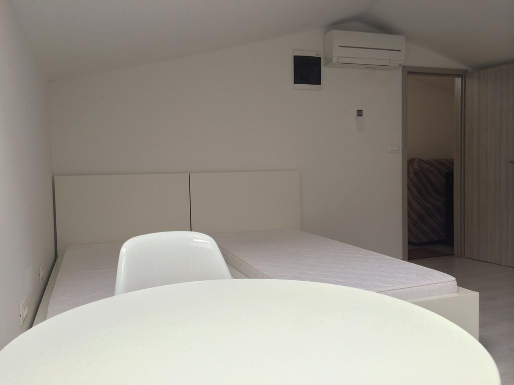 Apartments Sik 2 Копер Екстериор снимка