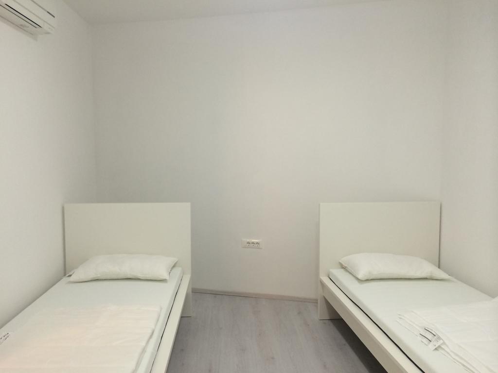 Apartments Sik 2 Копер Екстериор снимка